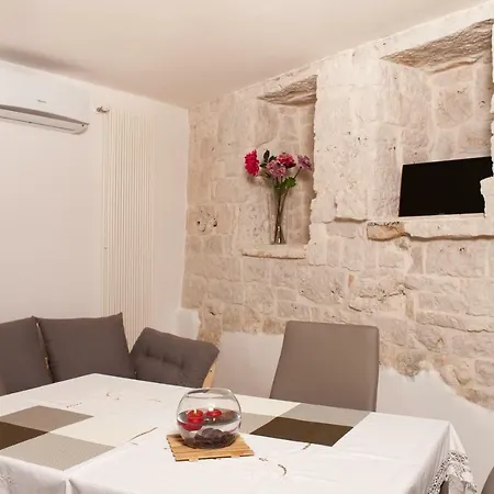 Trulli A Sud-est Vakantiehuis *